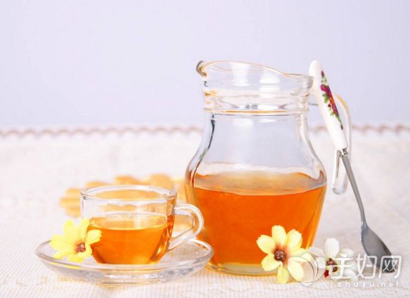 空腹喝蜂蜜水有什么好处，选对时间喝蜂蜜更健康？