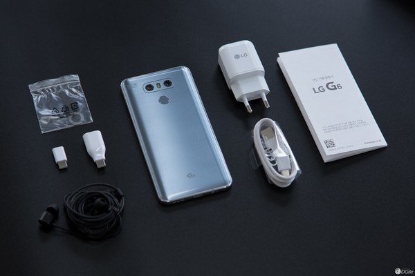 尾巴开箱丨回归一体化的 LG G6 这次用上了全视角屏