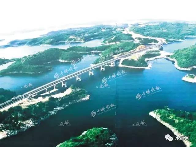 人民日报微信评出全国9条最美公路 丹江口环库公路居首位