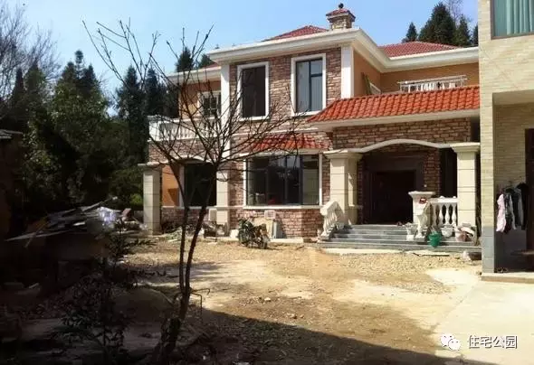 安徽网友晒别墅，包括外装和门窗造价30万，真值！