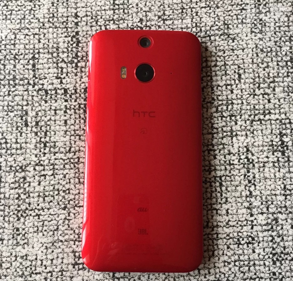 了解HTC的蝴蝶花手機嗎？加工工藝水平的確非常好！