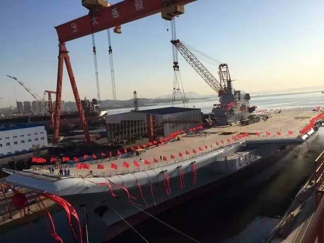 中国首艘国产航母下水 世界上还有哪些国家有航母？
