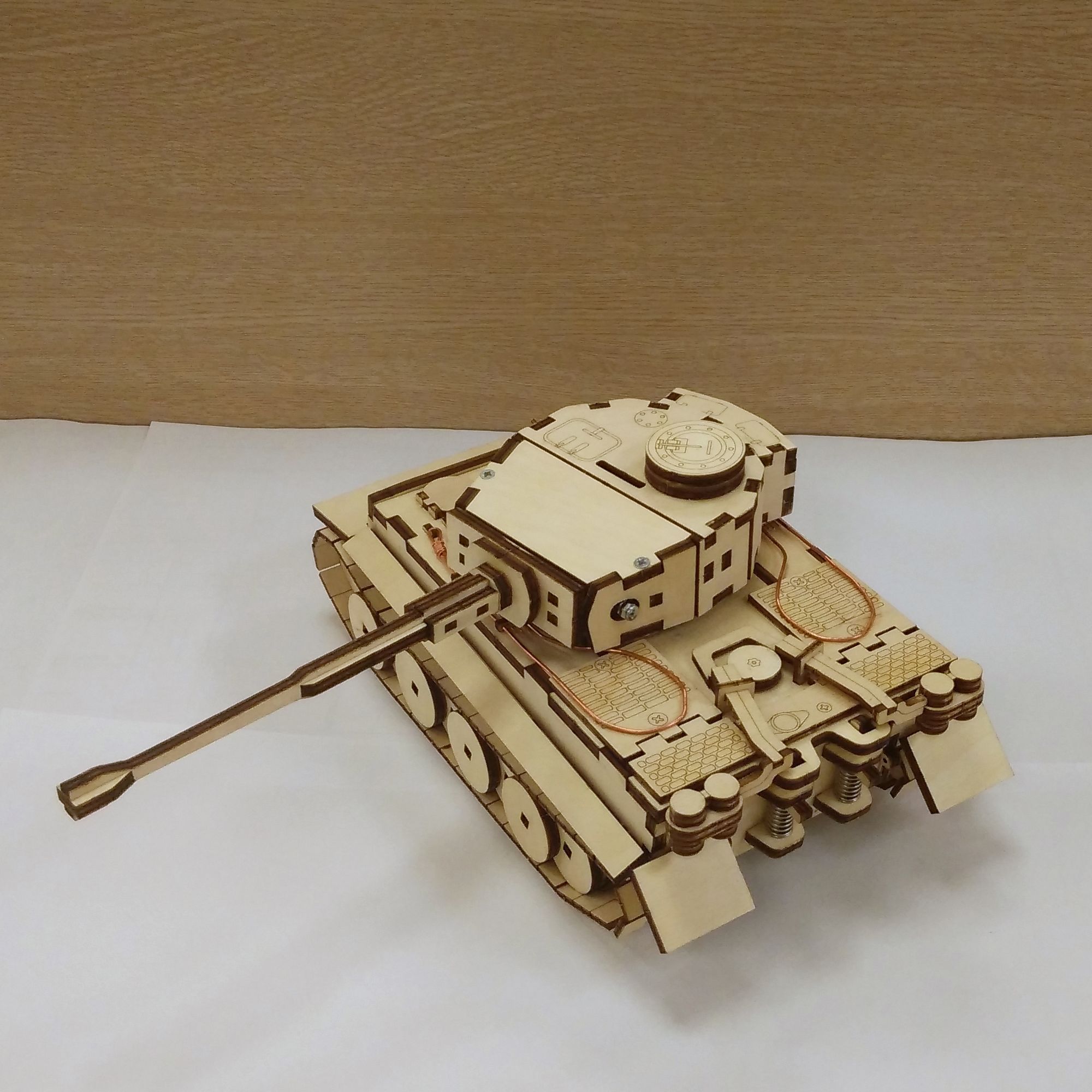 虎式VI重型坦克立体拼装激光雕刻图纸 dwg格式 附三维格式