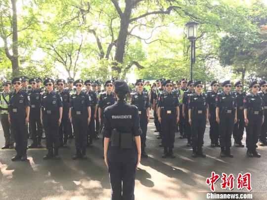 “网红”巡逻队一周年：树后G20时代城管柔性执法新标杆
