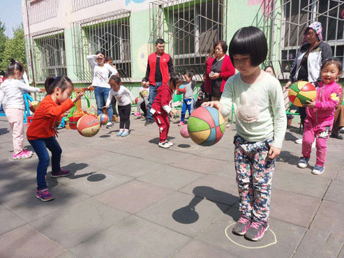 毓秀幼儿园举办第五届亲子运动会