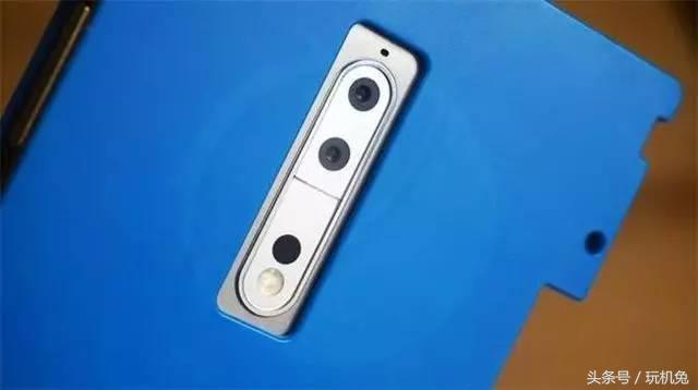 犹抱琵芭半遮面！Nokia 9真机亮相