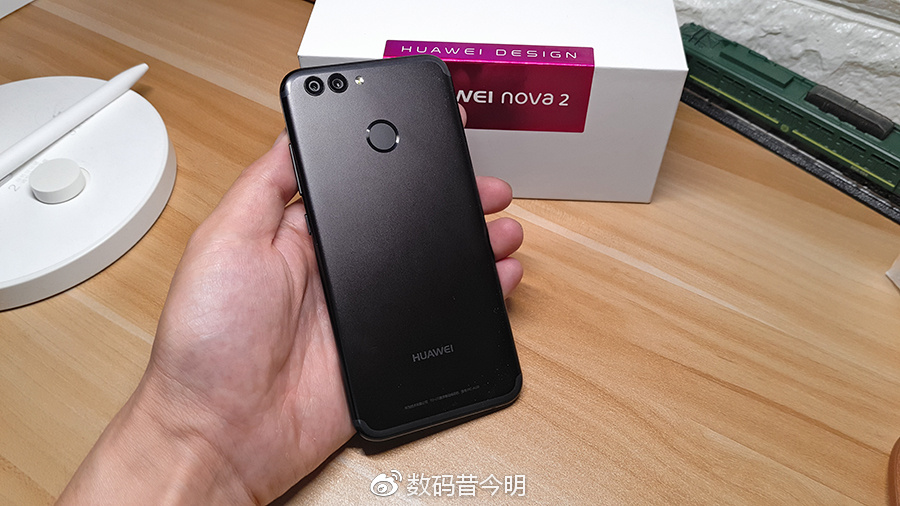 HUAWEI nova 2不做平庸的手机，有了才有范儿