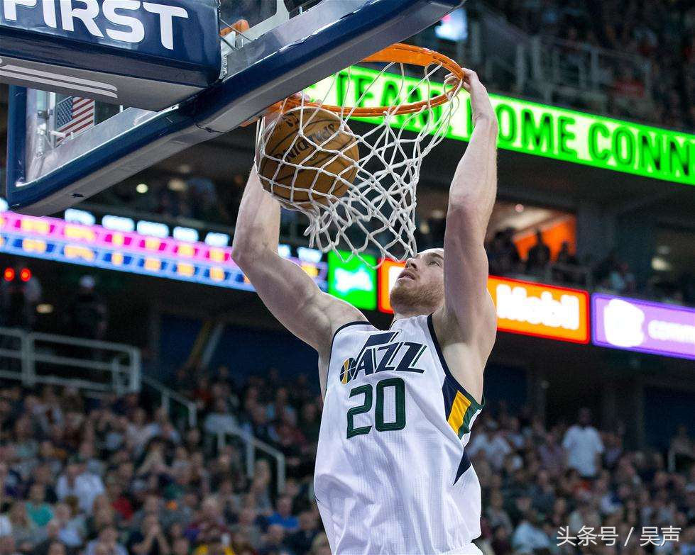 nba哪些白人有纹身(白人也能飞！盘点NBA身体素质劲爆的白人球员，一人逆天超框)