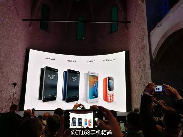 讲好的旗舰级呢？Nokia仅发Nokia 5/3和3310复刻