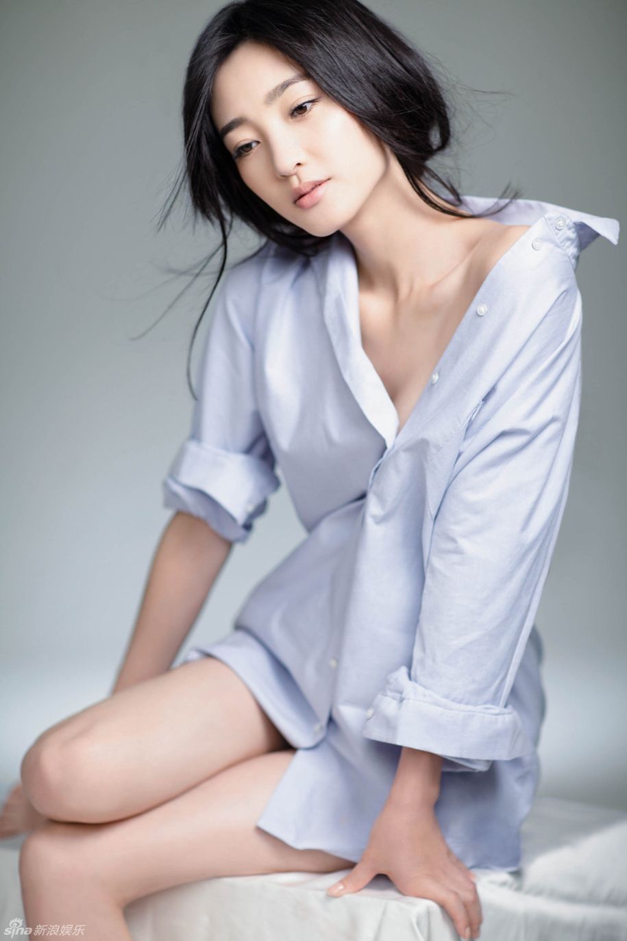 王丽坤整容(“素颜女神”王丽坤被爆整容,网友却为她喊冤,美人有心不在计啊)