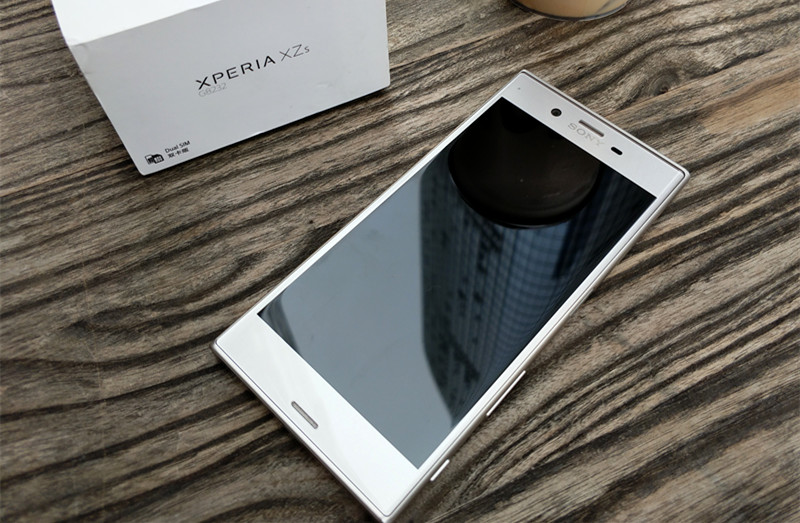 索尼Xperia XZs评测：拍照与超慢动作录制是最大亮点