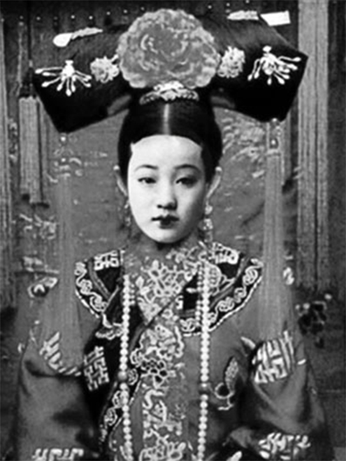 这口井因一名清朝妃子出名，如今成为旅游景点，经常出现灵异事件！