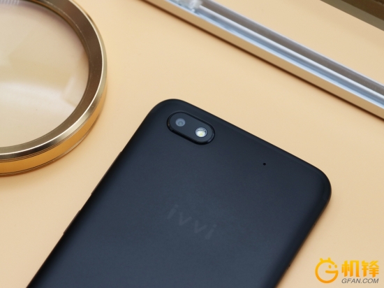 ivvi V3全面评测 1599元你就能买到赵丽颖代言的手机
