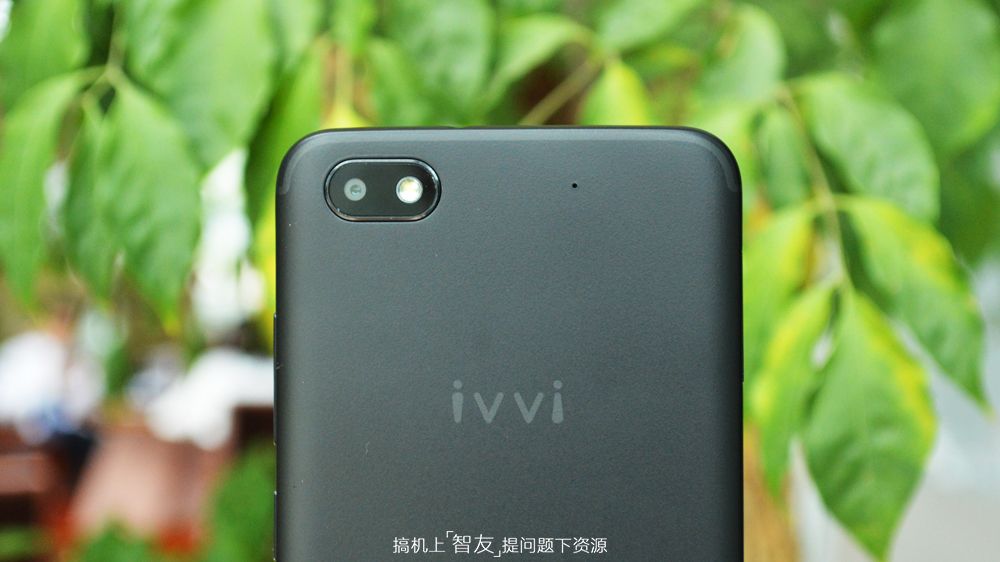 女神也再换的千元手机！ivvi v3图赏