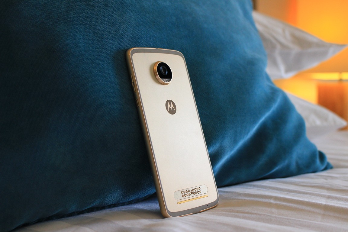 黑科技更好玩！Moto Z² PLAY行货体验评测