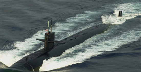 美国航母遇到它只能退避三舍，它是目前世界上速度最快的核潜艇！