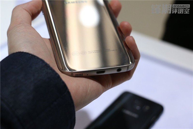 双曲面 三防机皇：Galaxy S7/ S7 edge现场上手体验