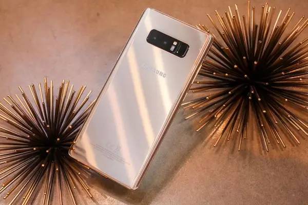 三星Galaxy Note8究竟如何，一分钟后你就知道