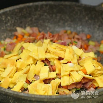 So delicate Zhi person the meal that bake is round, take picnic to be divided not quite