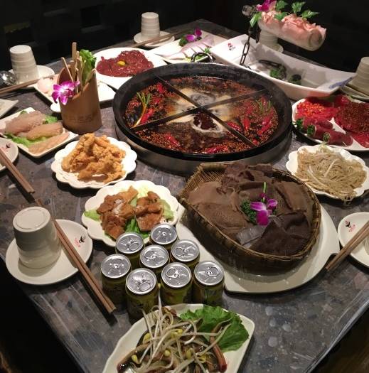 我们整理了50家在重庆必吃的店铺，国庆假期每顿都可以不重样！