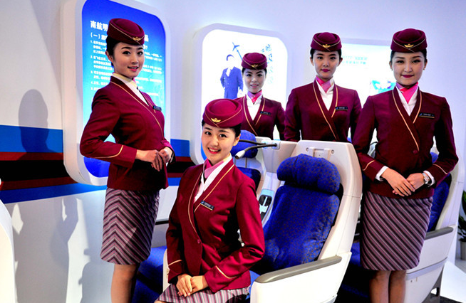 空姐招聘竞争激烈!空嫂去哪了?