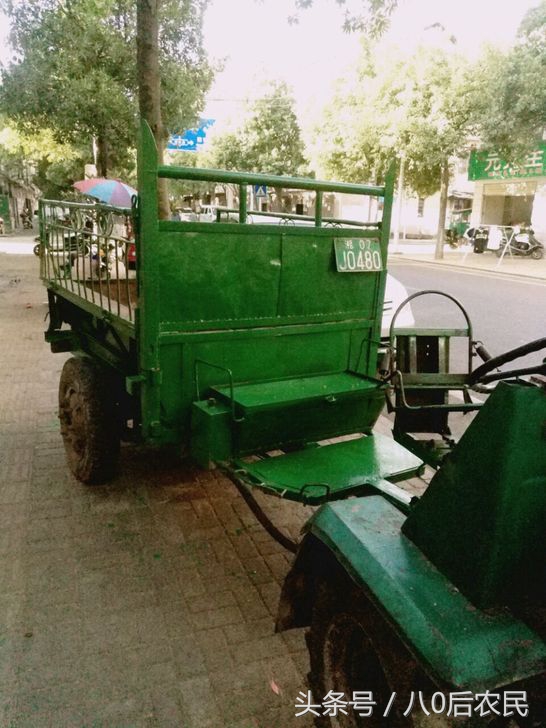 2000塊錢買來的二手車 衡陽四輪拖拉機(jī) 五天就回本了