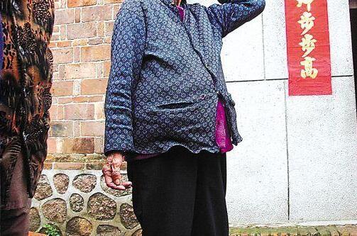 老伴过世多年，91岁老太太竟怀身孕，得知真相惊呆了！