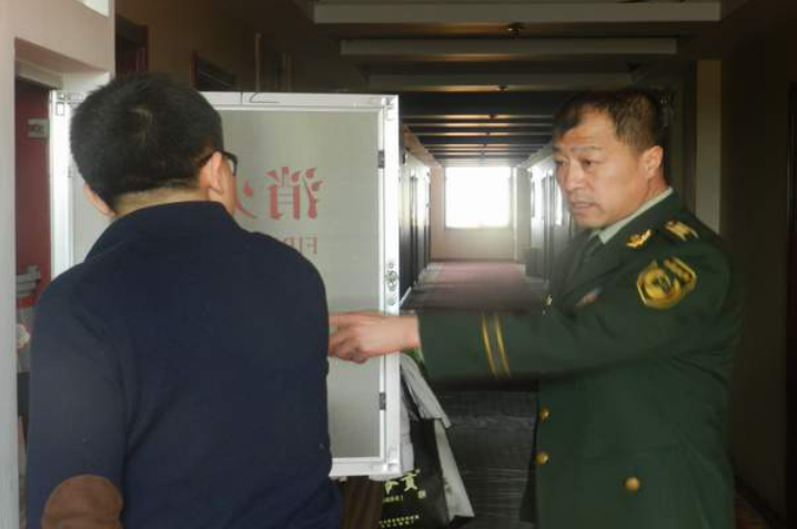 山西忻州支队副支队长常成义莅临五寨大队检查指导消防工作