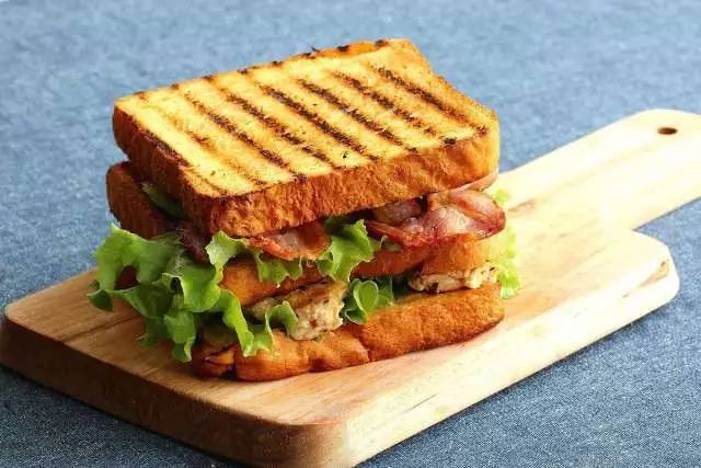 购物英语课哪里找,还有外教带娃DIY三明治!