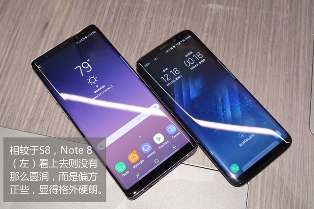 全视曲屏配双摄像头 三星Note 8真机里手