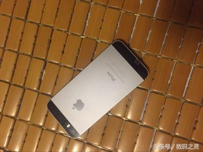 不想说再见399新买的iPhone5s来到，直播间拆箱