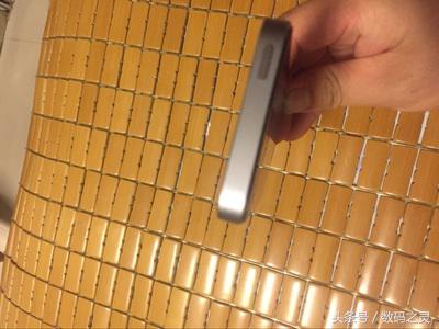 不想说再见399新买的iPhone5s来到，直播间拆箱