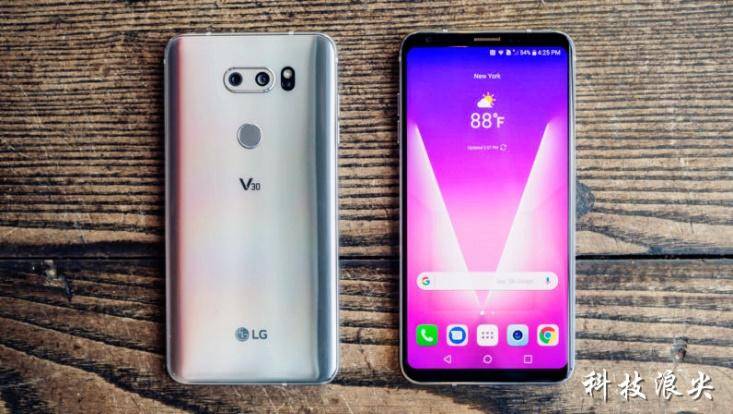 LG V30入门测评：6英寸QHD显示屏 双镜头 三防机身