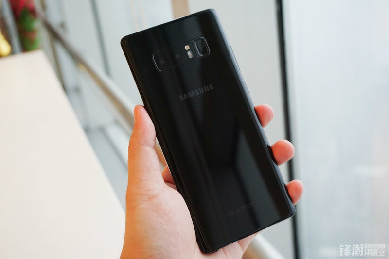 顶级机皇如约而至：三星Galaxy Note8上手体验