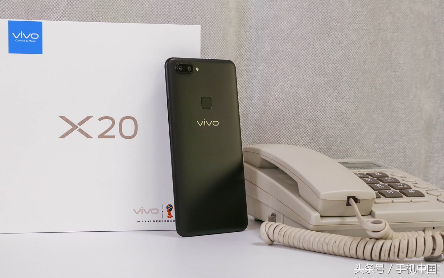 多方位无死角呈现！vivo X20全面屏手机鉴赏