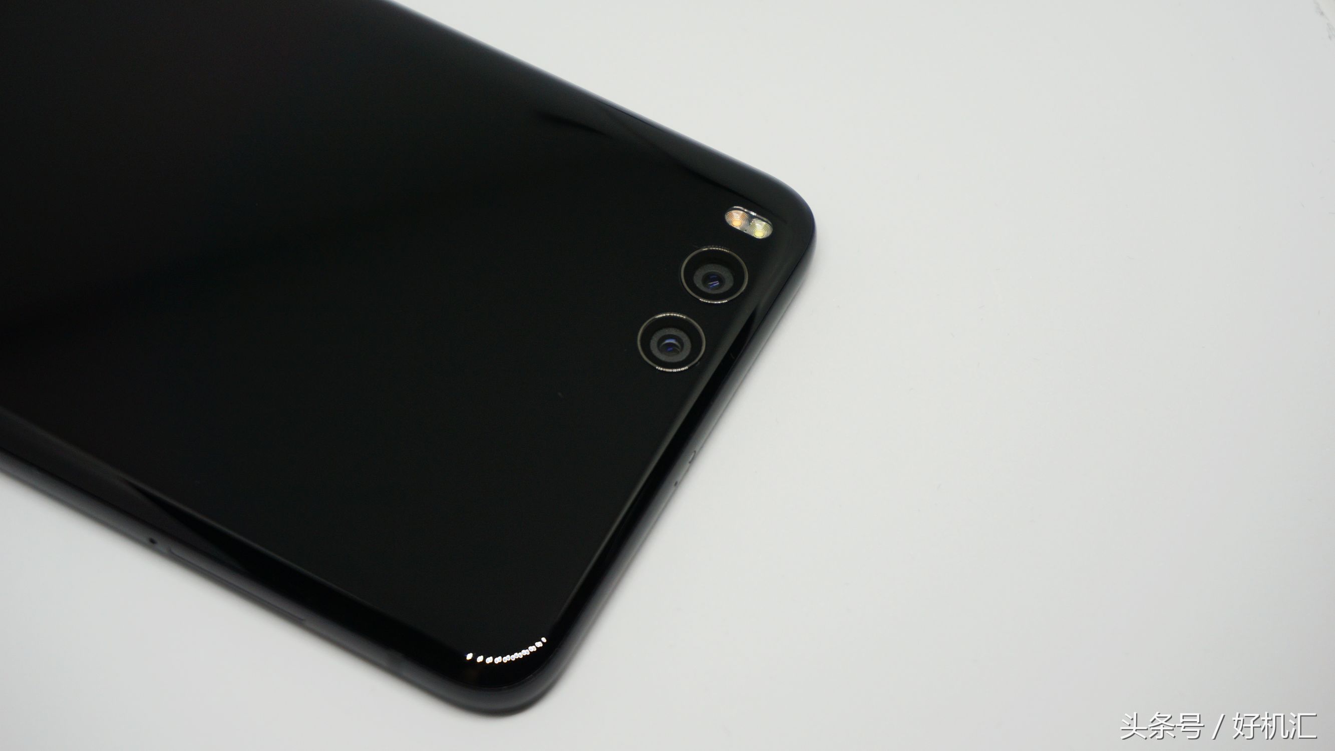 備受異議的小米6大屏幕版，小米手機(jī)Note3入門初嘗！