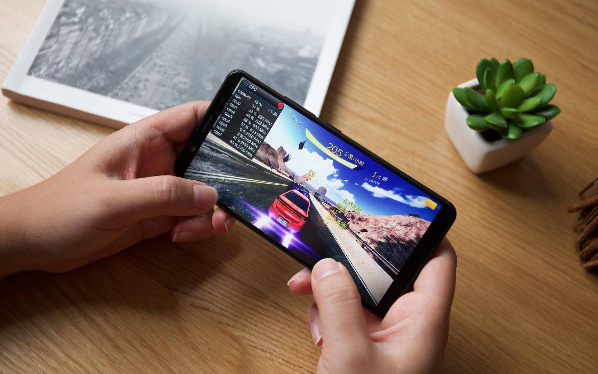 vivo X20全面屏手機游戲感受：順暢、功能損耗、發(fā)燙，一個調(diào)侃的點也沒有