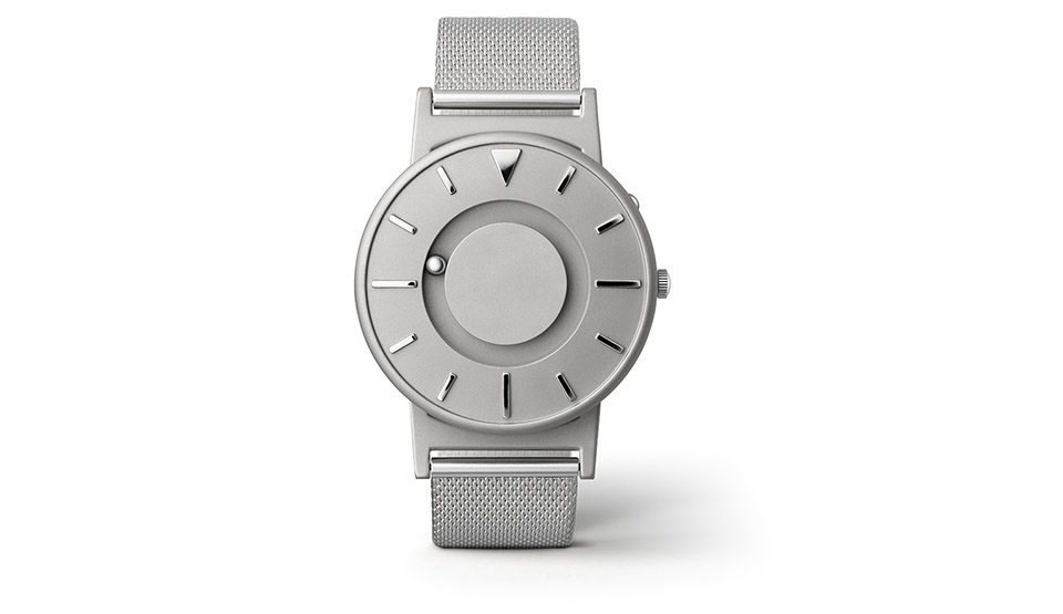 他们设计了一款什么样的手表，让盲人也能优雅地看时间