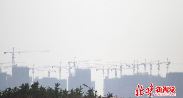 北京30个楼盘4月入市 部分老项目预售价格比去年同期涨1万