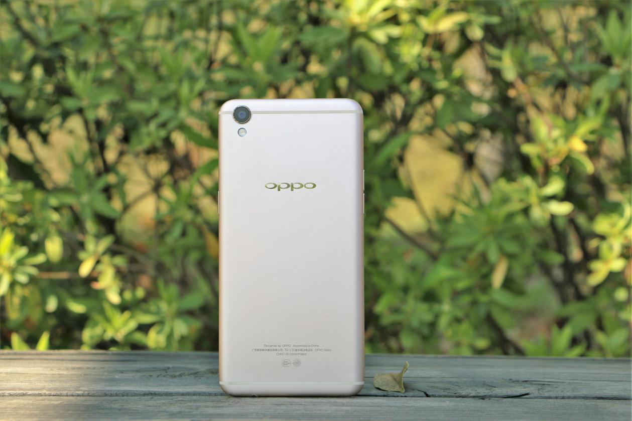 媲美“自拍神器” OPPO R9上手评测