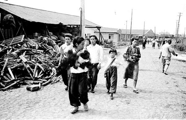 抗战胜利后的南京日侨集中营 日本女人怕吃苦扎堆嫁南京人！