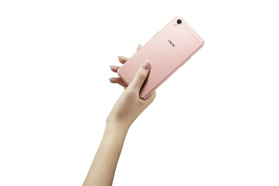 OPPO R9 Plus美图照片袭来 要绝世的节奏感？