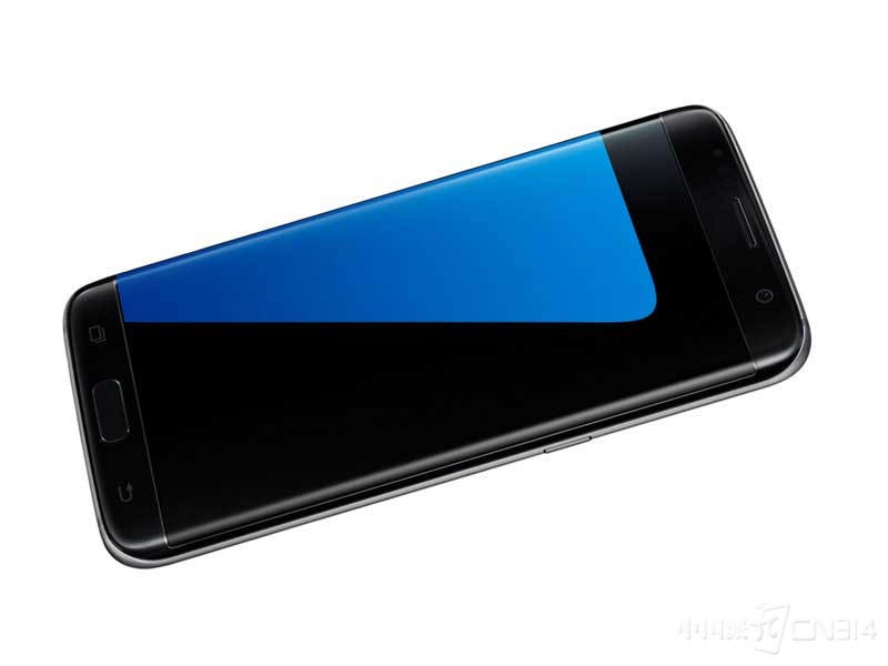 最美丽手机上汇总酷派锋尚Pro2长相最大？