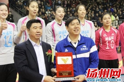 扬州漆器首次结缘全国体育赛事 排球联赛8块奖牌扬州造