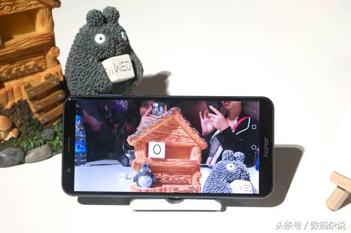 荣耀畅玩7X评测：我能买得起的、最便宜的全面屏手机