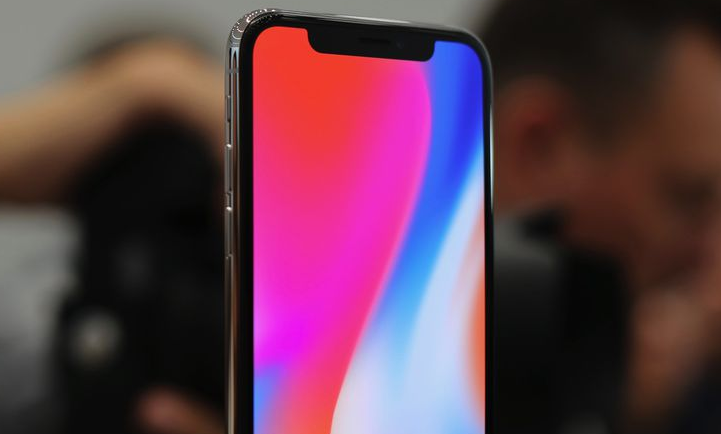 比iphone X价钱还贵，华为公司Mate10玛莎拉蒂版还买么