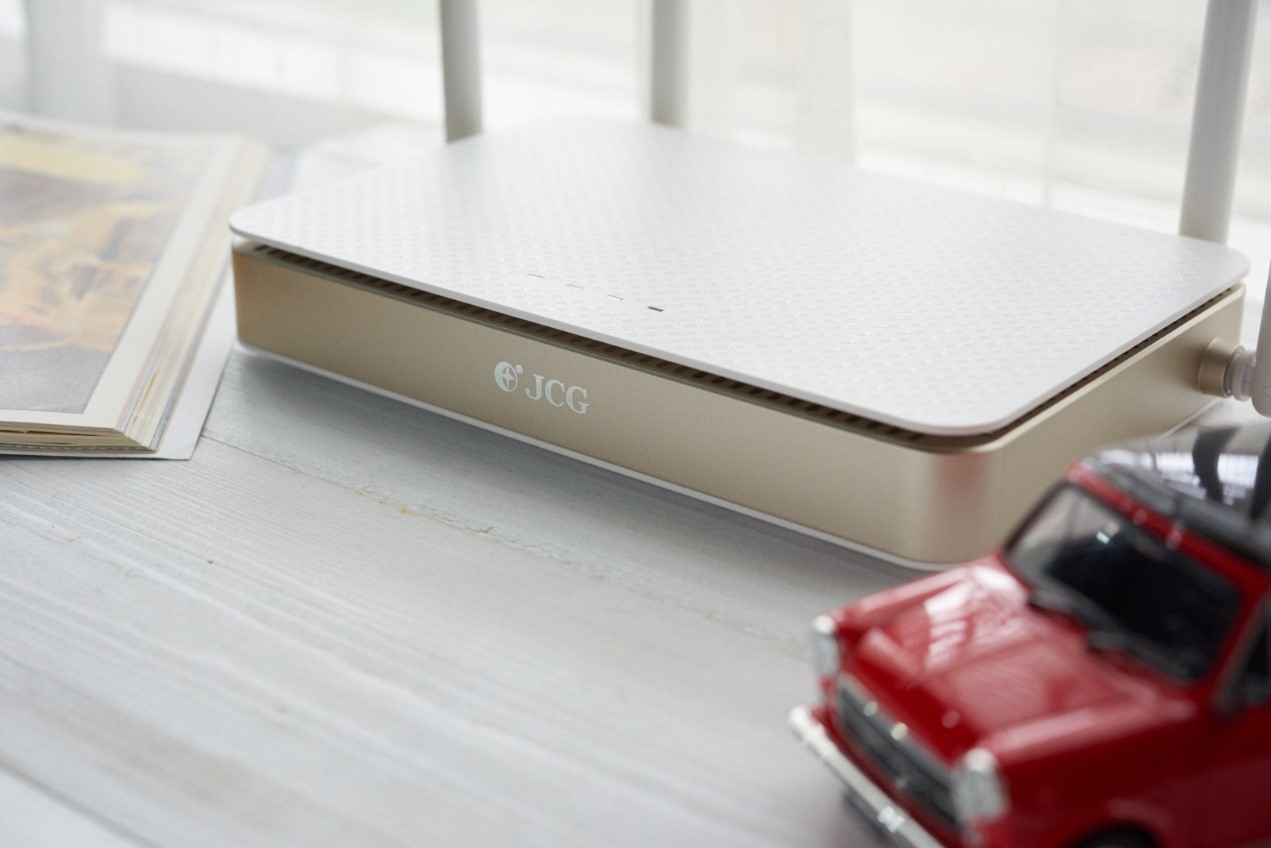 家庭光纤网络的精品搭配，捷稀Y2路由器图赏