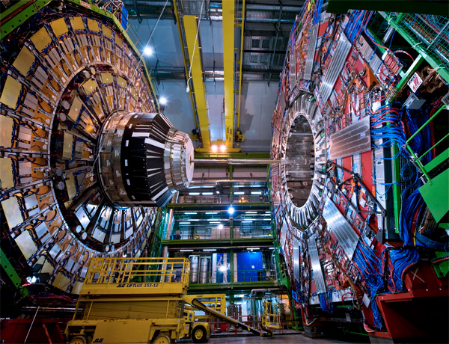 2010年3月30日，欧洲强子对撞机“开撞”