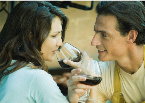 干红酒的功效与作用：七个理由让你爱上红酒
