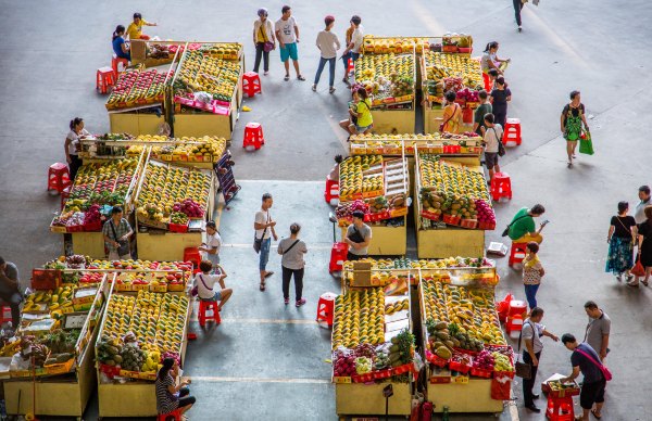 距离市区不到10km，这才是三亚最大的海鲜市场